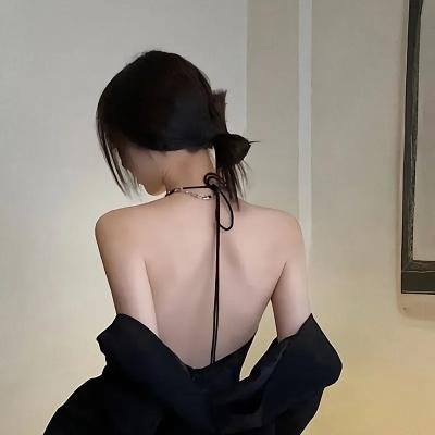 俏皮女学生